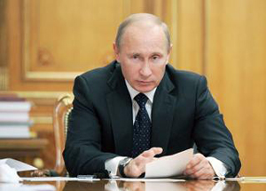 Владимир Путин считает, что необходимо помогать и защищать религиозных деятелей