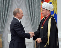 Президент Путин подписал Указ о награждении Орденом «За заслуги перед Отечеством» II степени Муфтия Шейха Равиля Гайнутдина