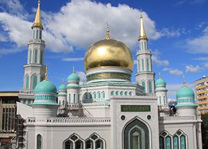 В Московской Соборной мечети круглосуточно читают Коран