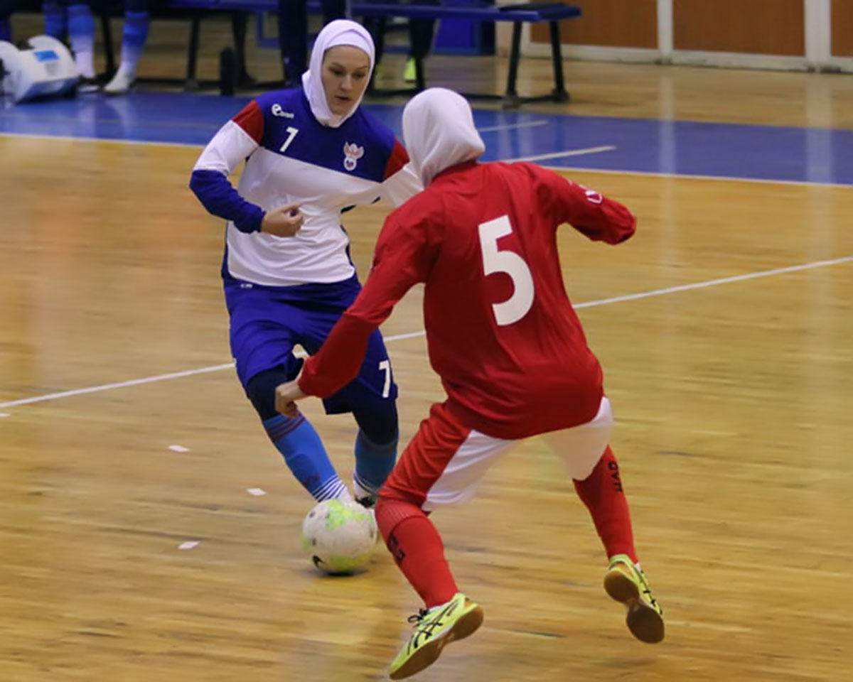 Почему женская сборная России по мини-футболу играет в хиджабах